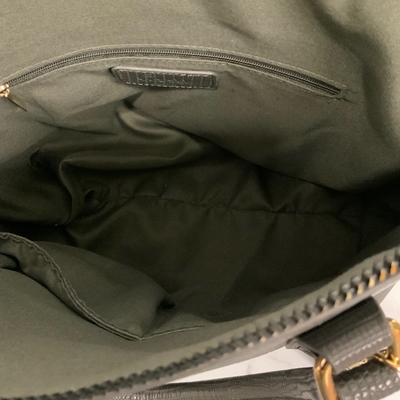 Crossi Gray Faux Alligator Satchel Handbag – Gold Hardware, Detachable Strap - Picture 12 of 14